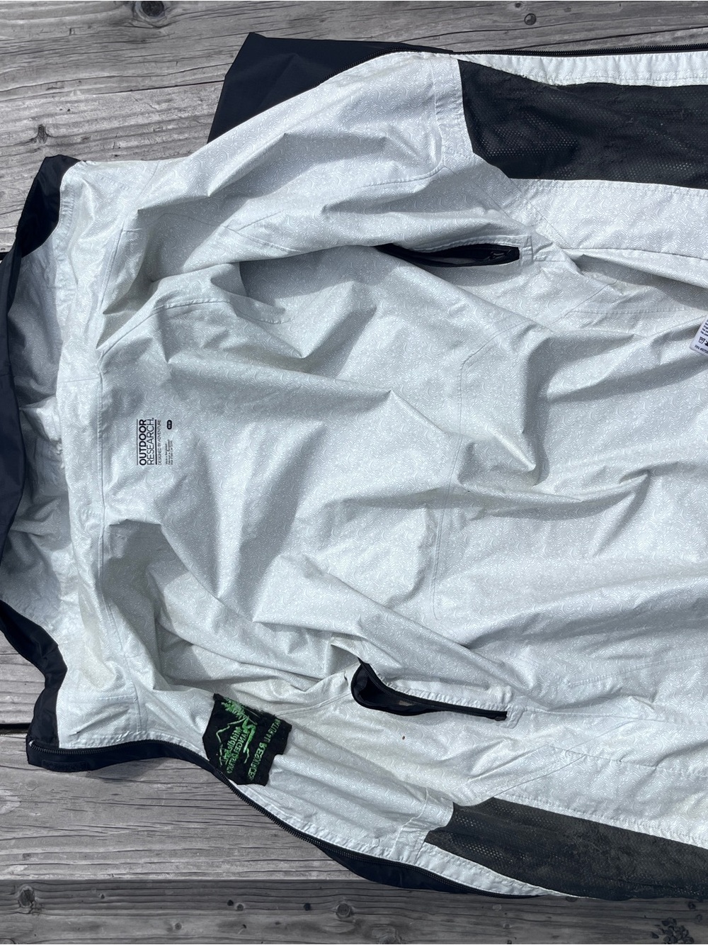 Outdoor Research Black Hooded Rain Jacket Shell - Picture 7 of 7